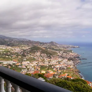 Sunset House , Câmara de Lobos Portugal