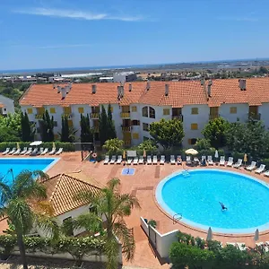 Apartamento 405 Em Urbanização Com Piscinas Apartamento